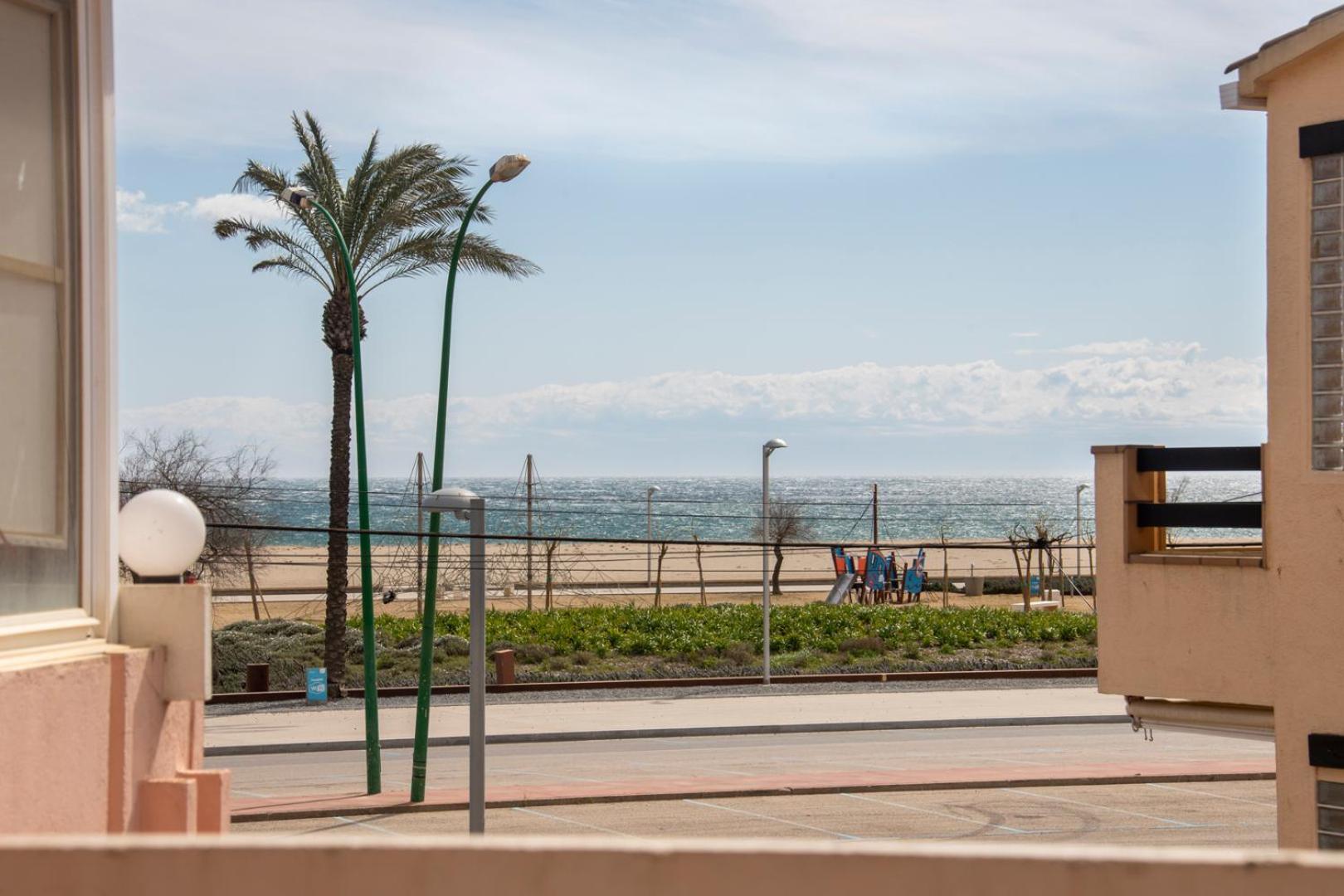 1012 Apartamento Cerca De La Playa By Homeselectspain Empuriabrava Eksteriør billede